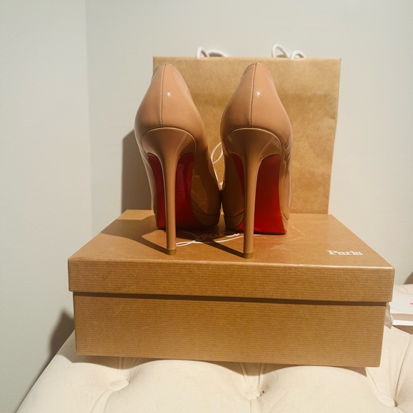 Two Christian Louboutin Pigalle Plato - fit size 7 - Picture 3 of 6